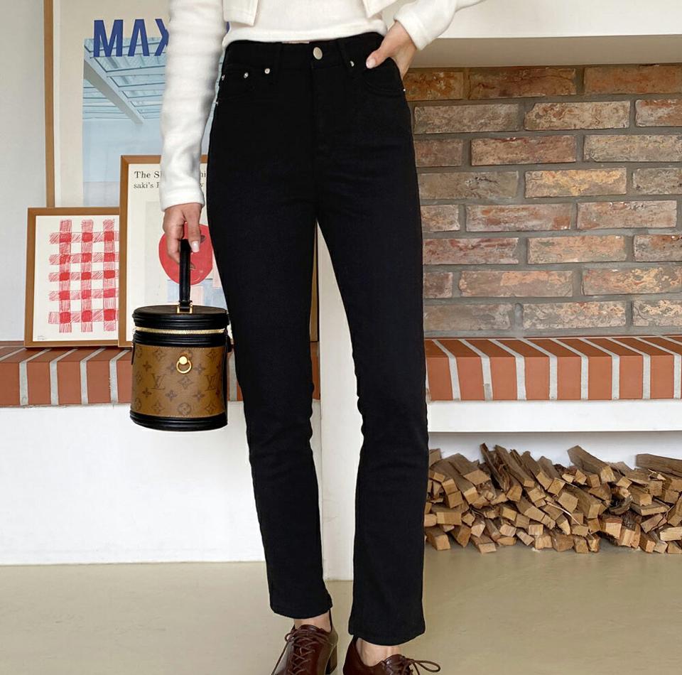 裏起毛タイトパンツ・全2色・t63188 レディース 【pt】韓国ファッション ボトムス ロング ロングパンツ 裏起毛 ダメージ カット スキニー ロング丈 スリム ストレート 体型もカバー 無地 ベーシック シンプル カジュアル 秋 冬233