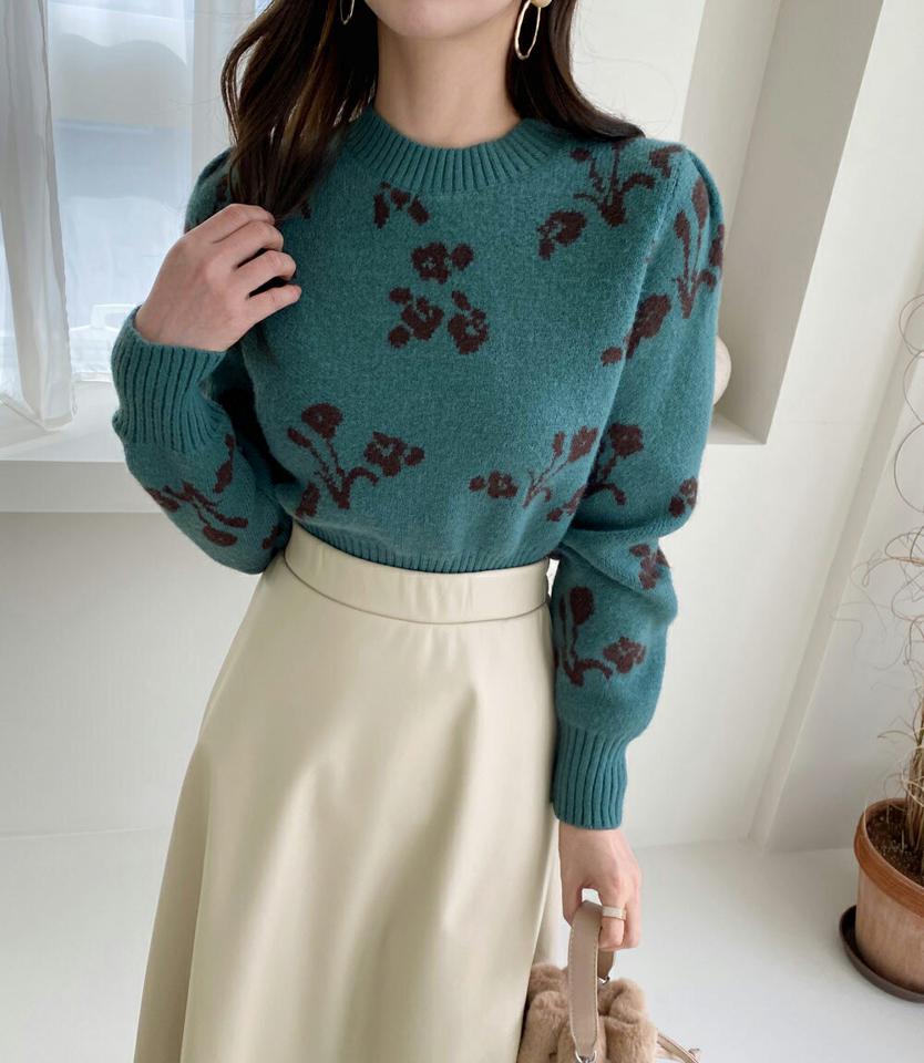 【マラソン特価】配色フラワークロップドニット・全3色・b70931 レディース 【tops】トップス ニット 長袖 年上 クロップド丈 短丈 花柄 クロップド丈 カジュアル ラフ クロップド丈ニット ニットトップス 冬 韓国ファッション ハイホリHIHOLLI
