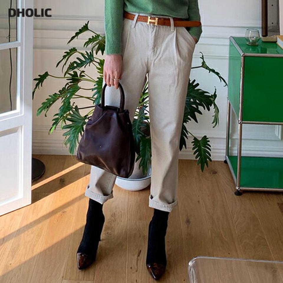 裏起毛テーパードパンツ・全3色・t00635 レディース 【pt】パンツ ズボン ロングパンツ 長ズボン テーパードパンツ 裏起毛 単色 無地 シンプル ベーシック 大人 きれいめ 暖かい ピンタック 冬 韓国ファッション ハイホリHIHOLLI