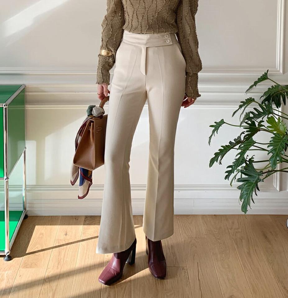 裏起毛くるみボタンスラックスパンツ・全3色・t00630 レディース 【pt】スラックス パンツ ズボン ロングパンツ くるみボタン 裏起毛 単色 無地 シンプル ベーシック 大人 オフィスカジュアル ストレート 冬 韓国ファッション ハイホリHIHOLLI