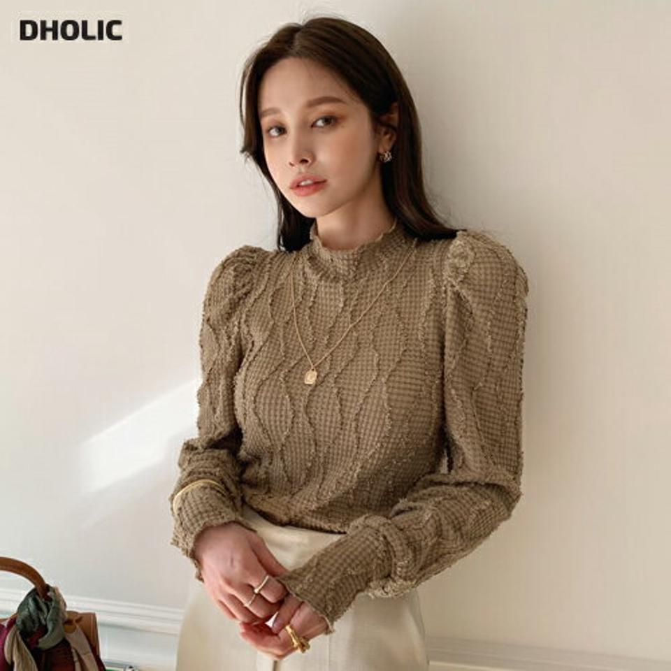 ウェーブパターンパフブラウス・全3色・t00611 レディース 【bl】トップス ブラウス 長袖 パフスリーブ パフ袖 総柄 フリルネック ガーリー フリンジ ハーフネック かわいい 可愛い 秋 冬 韓国ファッション ハイホリHIHOLLI