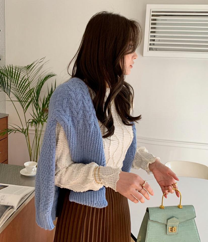 ウェーブパターンパフブラウス・全3色・t00611 レディース 【bl】トップス ブラウス 長袖 パフスリーブ パフ袖 総柄 フリルネック ガーリー フリンジ ハーフネック かわいい 可愛い 秋 冬 韓国ファッション ハイホリHIHOLLI