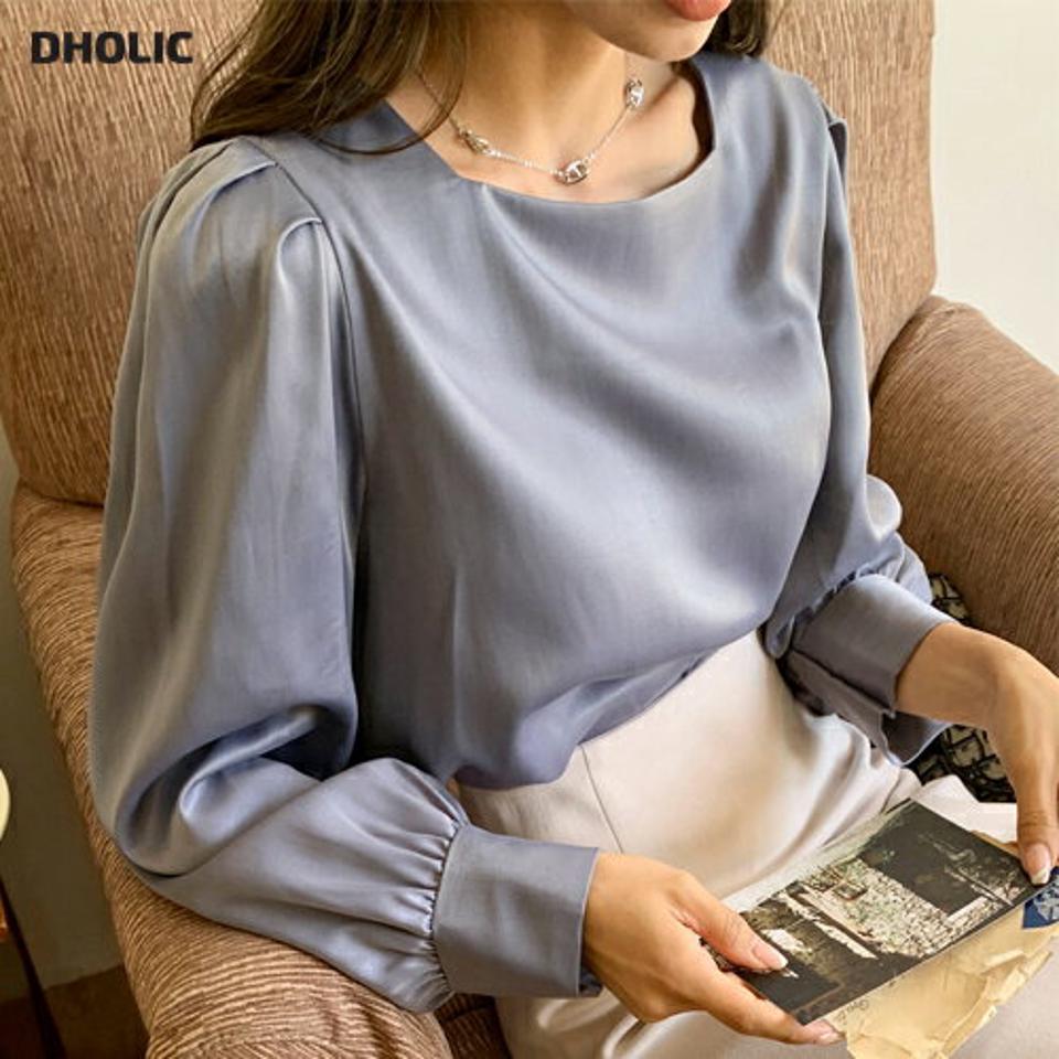 スクエアネックシルキーブラウス・全4色・t65790 レディース 【bl】韓国ファッション トップス ブラウス 長袖 スクエアネック シルキー 無地 シンプル ギャザー 光沢 ルーズ 厚手 異素材 体型カバー ガーリー カジュアル フェミニン 秋 冬