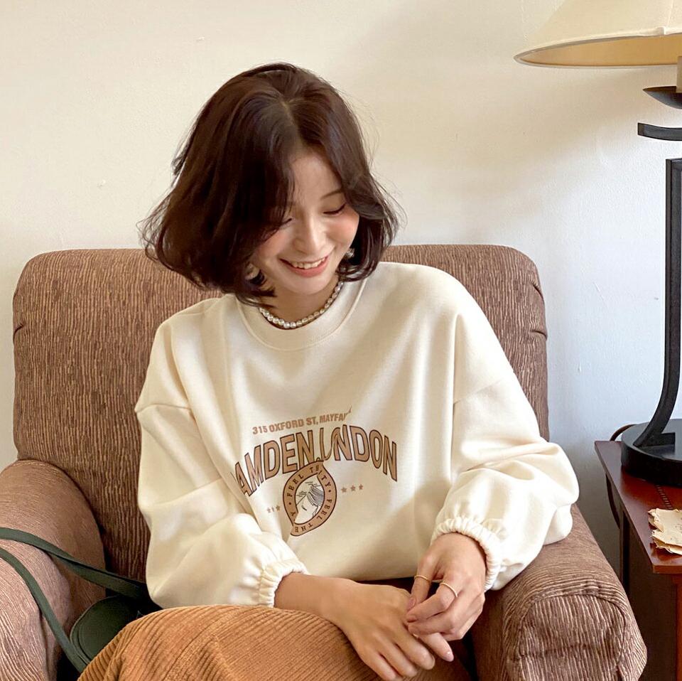 裏起毛ストリングLONDONスウェット・全4色・b65799 レディース 【tops】韓国ファッション トップス スウェット 大人 長袖 ラウンドネック 裏起毛 ストリング レタリング ロゴ シンプル カジュアル ルーズ 異素材 体型カバー 細身 フェミニン 上品 秋 冬