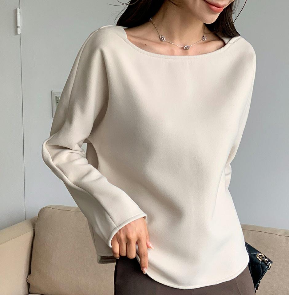 両起毛ボートネックブラウス・全3色・b65809 レディース 【bl】韓国ファッション トップス ブラウス 長袖 ボートネック 両起毛 無地 シンプル ルーズ 厚手 異素材 体型カバー ガーリー デコルテ カジュアル フェミニン 秋 冬