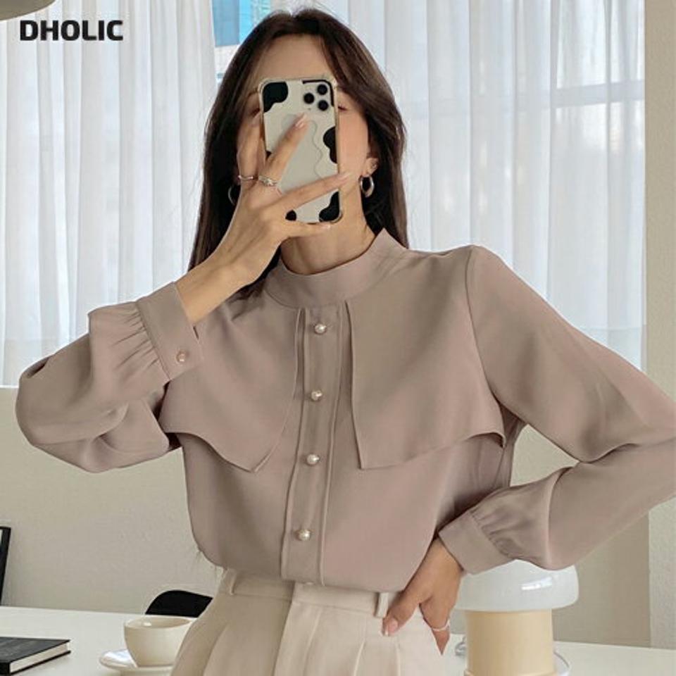 パール調ボタンバンドカラーフラップブラウス・全3色・t58510 レディース 【bl】韓国ファッション トップス ブラウス 長袖 バンドカラー パール調 ボタン フラップ ロールアップ 無地 シンプル カジュアル ルーズ 体型カバー ガーリー 秋 冬
