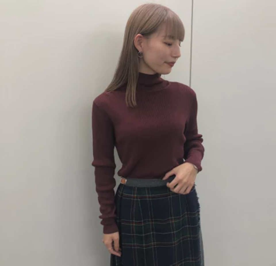 【洗える】しっとりシルク　リブモックネックニット
