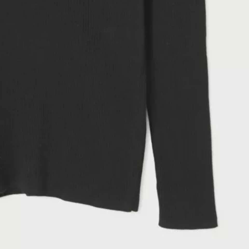 【洗える】しっとりシルク　リブモックネックニット