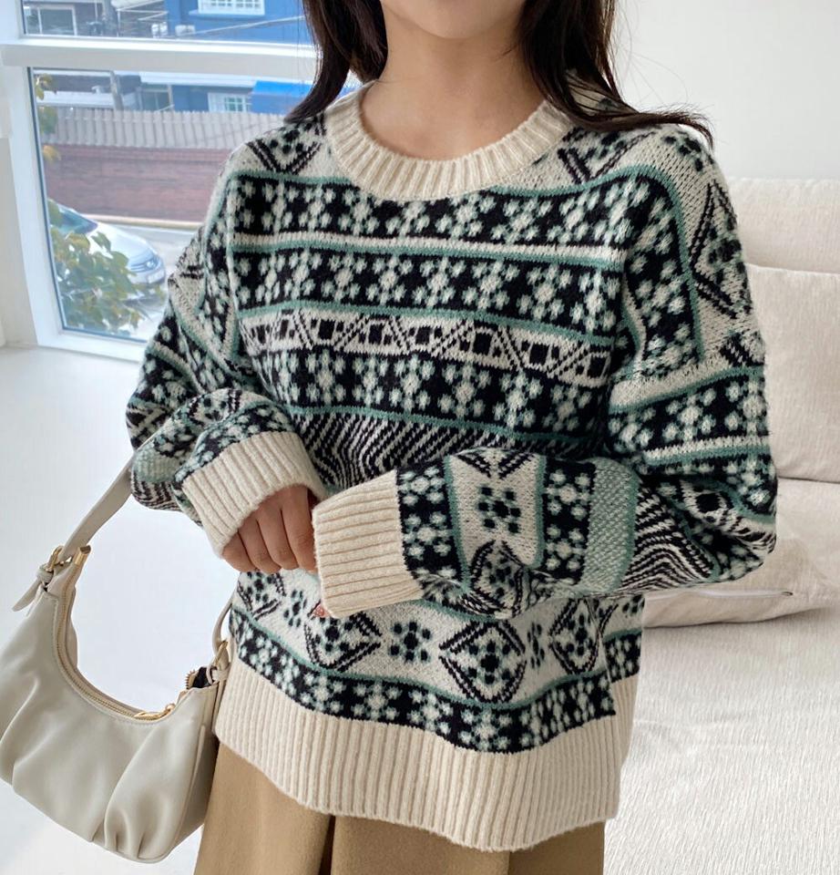 パターンラウンドネックニット・全3色・t01439 レディース 【tops】韓国ファッション トップス ニット 長袖 ラウンドネック ノルディック ドロップショルダー 柄ニット ルーズ フェミニン シンプル デイリー ガーリー カジュアル 秋 冬 NIJU