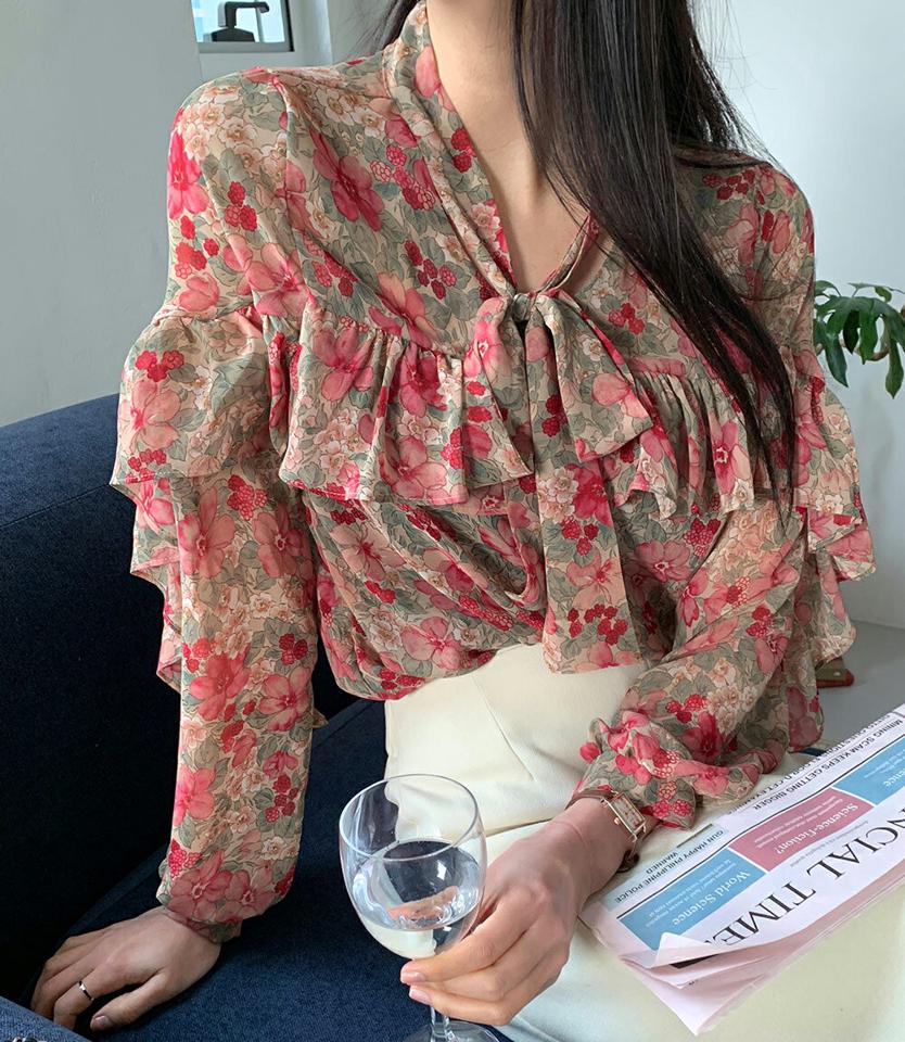 ボウタイフローラルブラウス・全2色・b65583 レディース 【bl】韓国ファッション トップス ブラウス 長袖 Vネック ボウタイ 花柄 フローラル フラワー シンプル リボン スリム 体型カバー ガーリー カジュアル フェミニン 秋 冬
