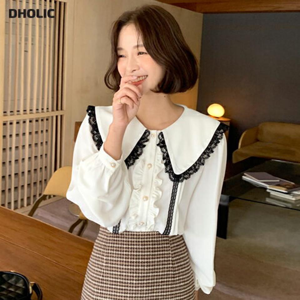 レースカラーフリルブラウス・全3色・t66243 レディース 【bl】韓国ファッション トップス ブラウス 長袖 カラーネック レースカラー フリル パール調 光沢 カフスボタン シンプル ルーズ 体型カバー ガーリー カジュアル フェミニン 秋 冬