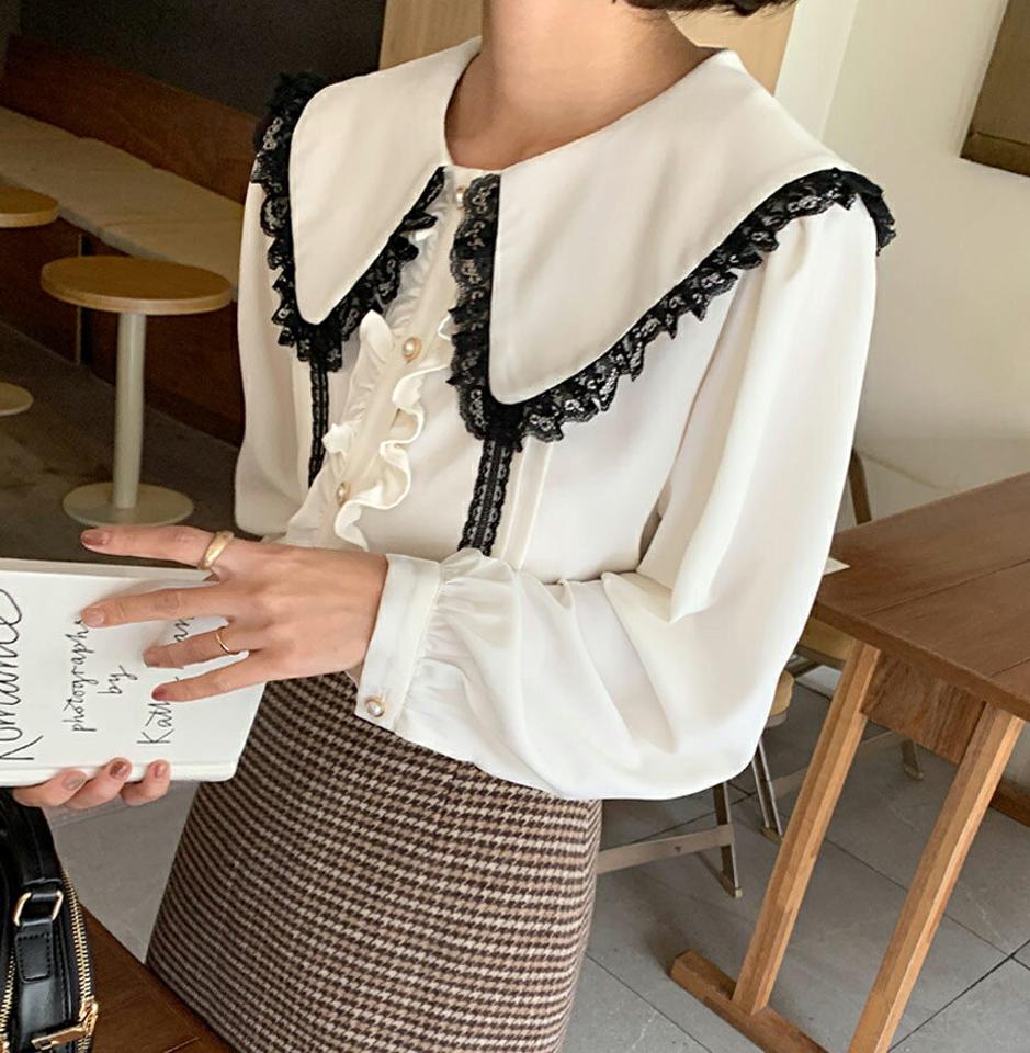 レースカラーフリルブラウス・全3色・t66243 レディース 【bl】韓国ファッション トップス ブラウス 長袖 カラーネック レースカラー フリル パール調 光沢 カフスボタン シンプル ルーズ 体型カバー ガーリー カジュアル フェミニン 秋 冬