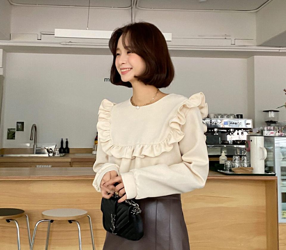 スクエアフリルブラウス・全3色・t58562 レディース 【bl】韓国ファッション トップス ブラウス 長袖 ラウンドネック フリル 無地 シンプル 大人 体型カバー ファスナー 華やか ルーズ ガーリー カジュアル フェミニン 秋 冬