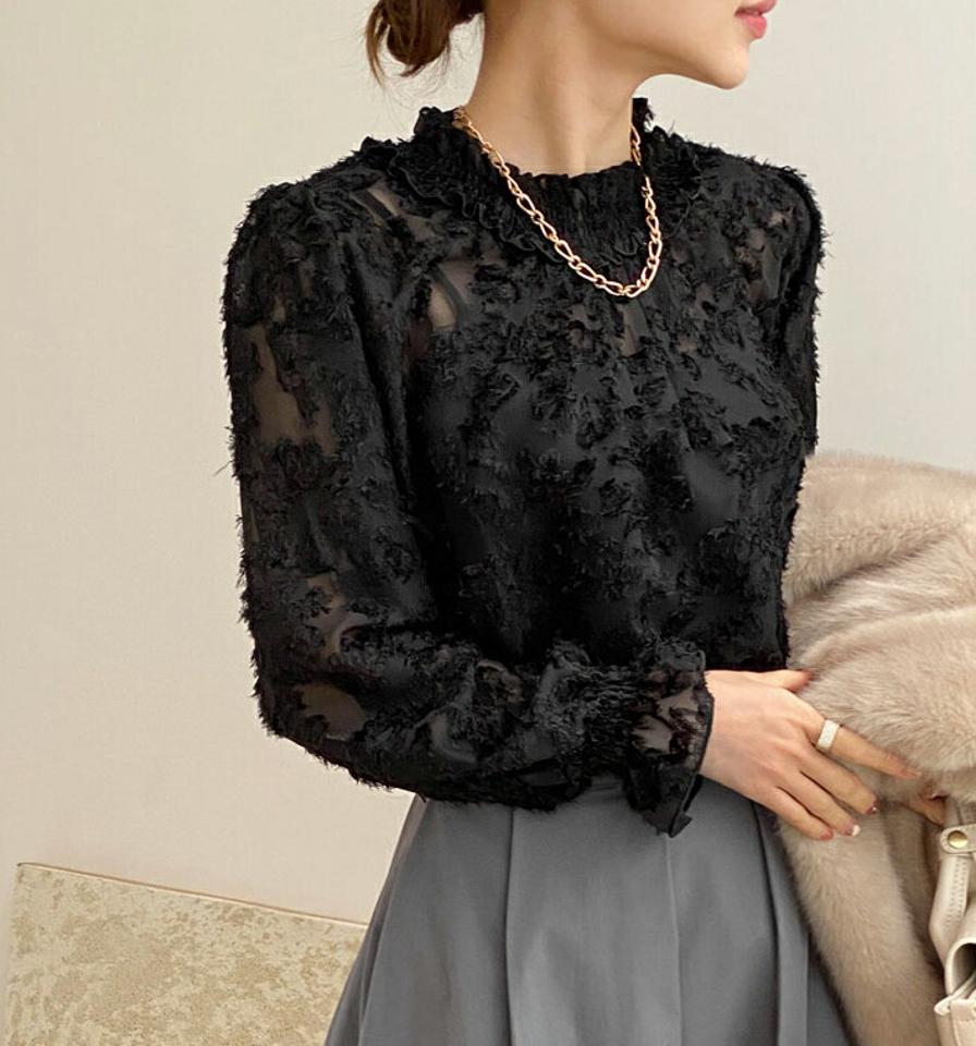 フリルハーフネックレースブラウス・全2色・b71020 レディース 【bl】トップス ブラウス 長袖 レース 総レース フェミニン ハーフネック フリル 透け感 シアー シースルー かわいい 上品 パフスリーブ パフ袖 秋 冬 韓国ファッション ハイホリHIHOLLI
