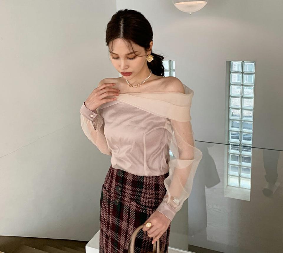 【SUPER SALE】オーガンジーオフショルダーブラウス・全5色・b71030 レディース 【bl】トップス ブラウス 長袖 オフショルダー 透け感 シアー シースルー デコルテ 大人 上品 デコラティブ オケージョン 骨格ウェーブ 秋 冬 クリスマス 韓国ファッション HIHOLLI