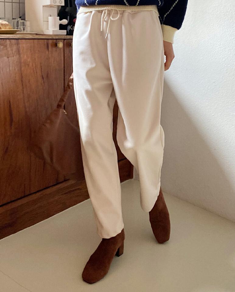 両起毛ソフトワイドパンツ・全3色・t65867 レディース 【pt】韓国ファッション ボトムス ロング ロングパンツ 両起毛 ソフト ワイドパンツ ストレート 無地 ベーシック シンプル ストレート ワンマイルウェア 異素材 体型カバー カジュアル 秋 冬