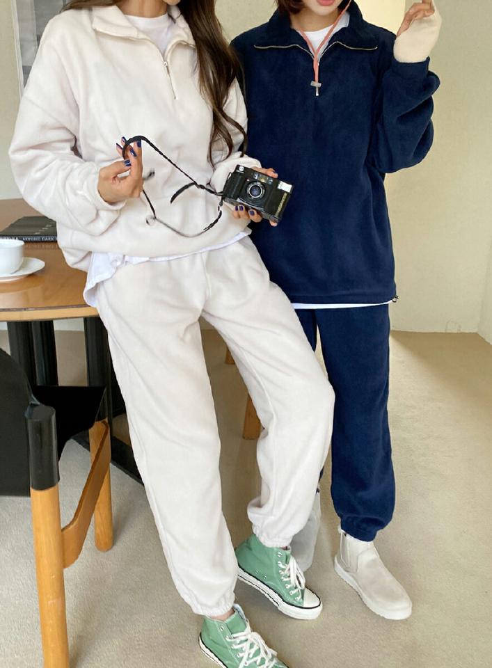 裏起毛ハーフジップフリーススウェット&ジョガーパンツSET・全4色・t63223 レディース 【pt】韓国ファッション ボトムス ジョガーパンツ スウェット セットアップ ワンマイルウェア 長袖 ハーフジップ 裏起毛 フリース 無地 シンプル カジュアル 秋 冬