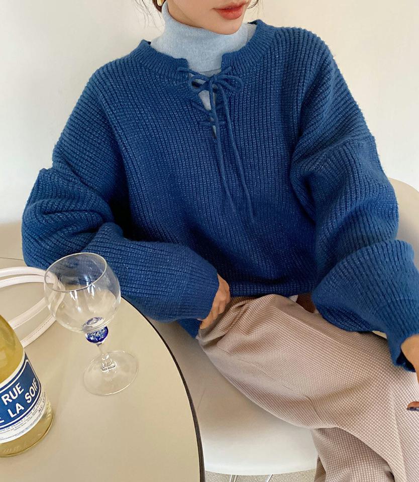 カシミヤ混レースアップニット・全2色・t63215 レディース 【tops】韓国ファッション トップス ニット 大人 長袖 ラウンドネック カシミヤ混 レースアップ カラーニット 無地 シンプル ウール混 ルーズ 体型カバー フェミニン 秋 冬
