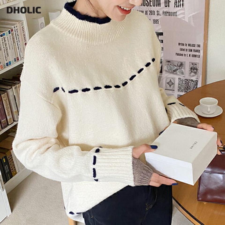 ハーフネック配色ステッチラインニット・全3色・t63214 レディース 【tops】韓国ファッション トップス ニット 大人 長袖 ハイネック 配色 ステッチ シンプル ドロップショルダー 異素材 ルーズ 体型カバー フェミニン デイリー 秋 冬