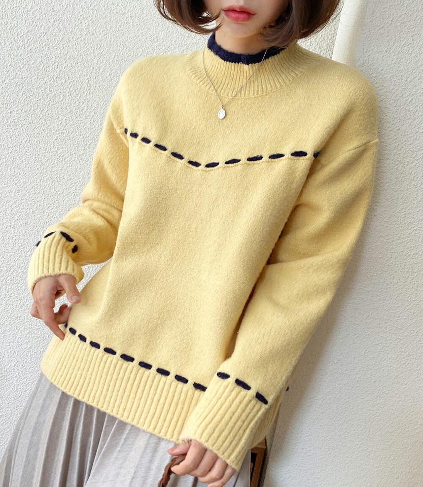 ハーフネック配色ステッチラインニット・全3色・t63214 レディース 【tops】韓国ファッション トップス ニット 大人 長袖 ハイネック 配色 ステッチ シンプル ドロップショルダー 異素材 ルーズ 体型カバー フェミニン デイリー 秋 冬