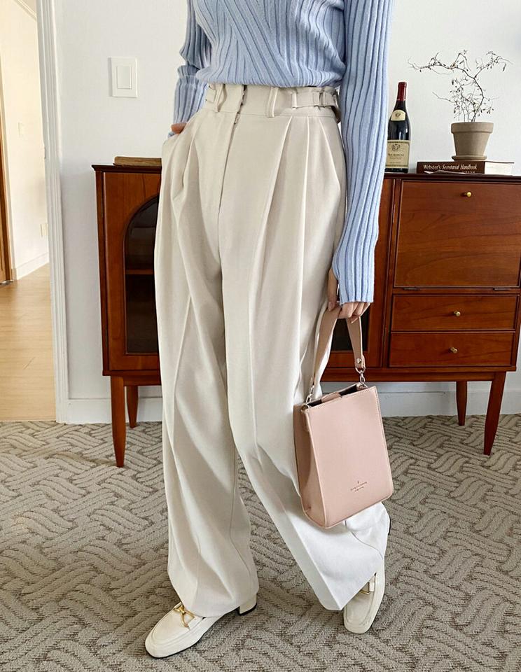 サイドベルトスラックスパンツ・全3色・t01528 レディース 【pt】韓国ファッション ボトムス パンツ ロング ロングパンツ スラックスパンツ サイドベルト シック ワイド スラックス ロング丈 ストレート 無地 シンプル 足長 体型カバー 秋 冬 NIJU