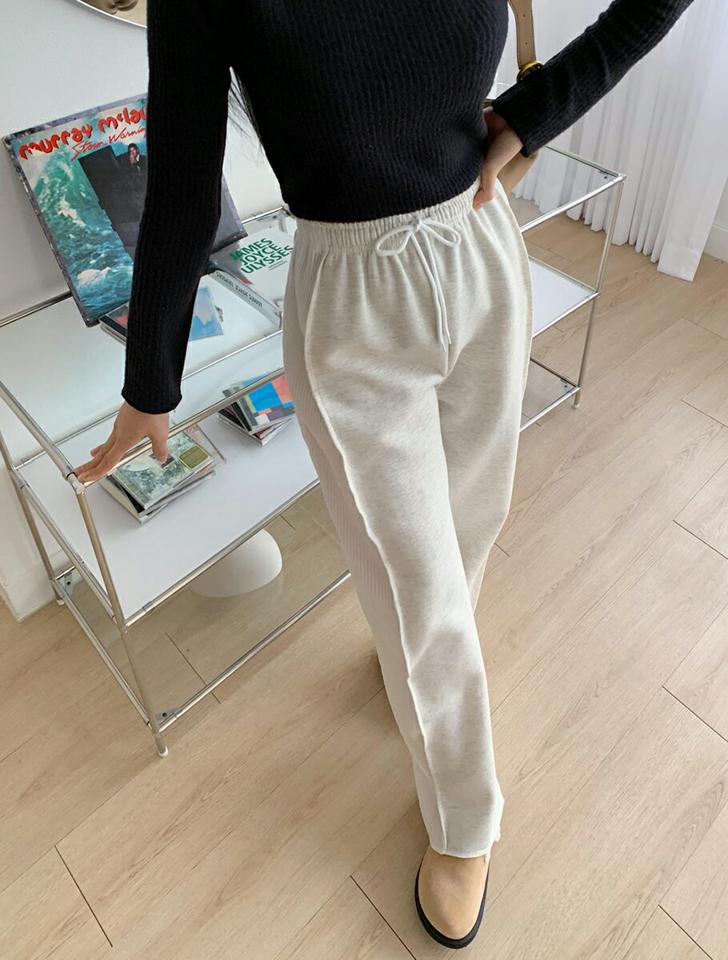 裏起毛サイドプリーツワイドパンツ・全3色・t01532 レディース 【pt】韓国ファッション ボトムス パンツ ロング ロングパンツ 裏起毛 プリーツ ワイドパンツ 無地 シンプル ウエストゴム 足長 体型カバー カジュアル 秋 冬 NIJU