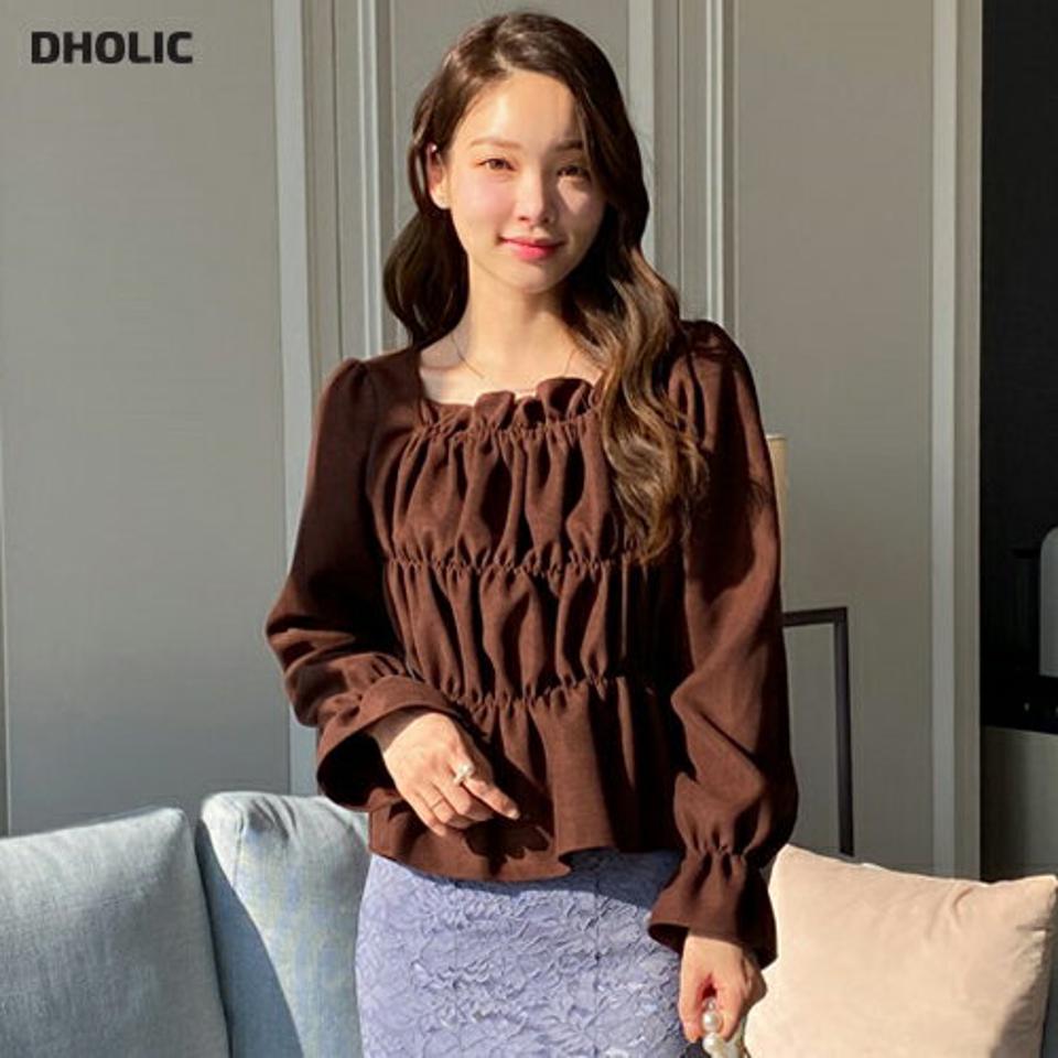 スクエアシャーリングブラウス・全4色・t71137 レディース 【bl】トップス ブラウス 長袖 シャーリング スクエアネック デコルテ 鎖骨 上品 きれいめ フリル かわいい 可愛い 大人 秋 冬 韓国ファッション ハイホリHIHOLLI