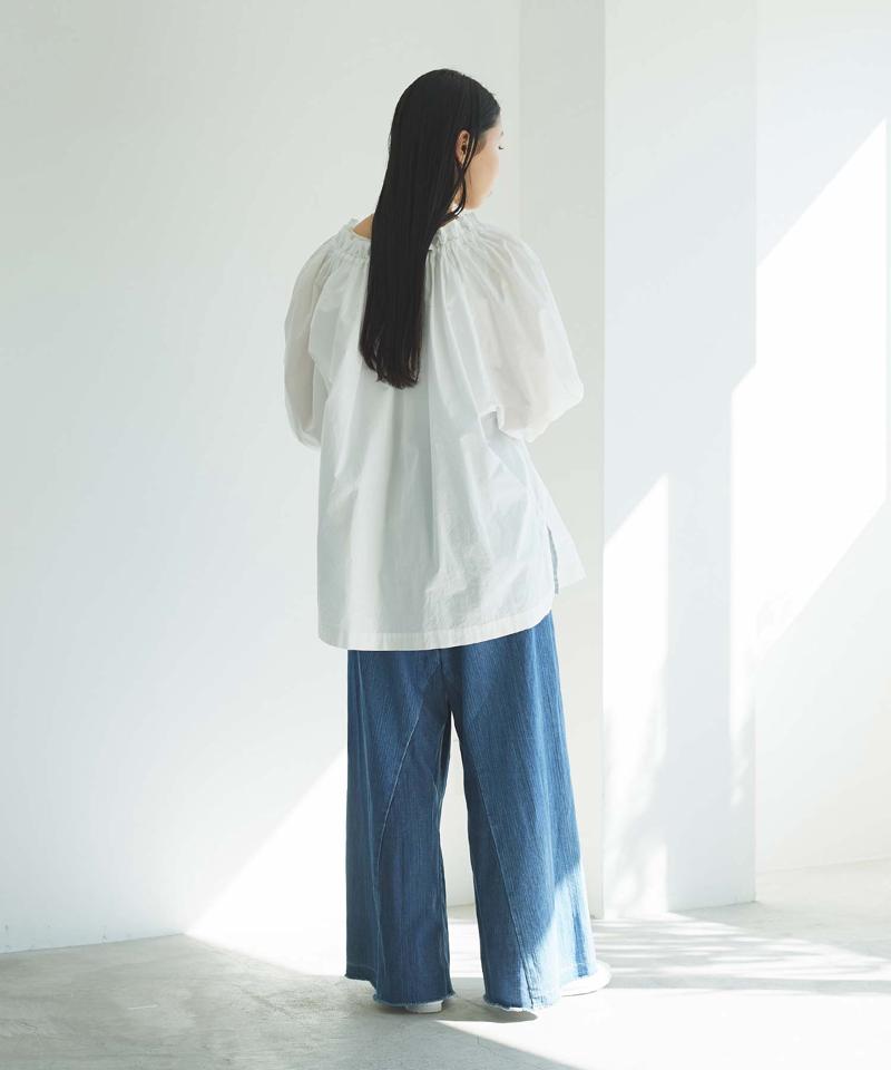 ○刺繍ギャザーブラウス（cardo fabrica）