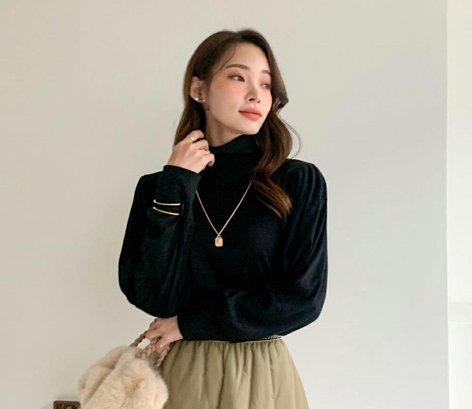 裏起毛ハイネックパフTシャツ・全5色・b00680 レディース 【tops】トップス Tシャツ 大人 長袖 ハイネック 裏起毛 パフスリーブ 異素材 無地 ベーシック シンプル 体型カバー フェミニン カジュアル 秋 冬 韓国ファッション ハイホリHIHOLLI