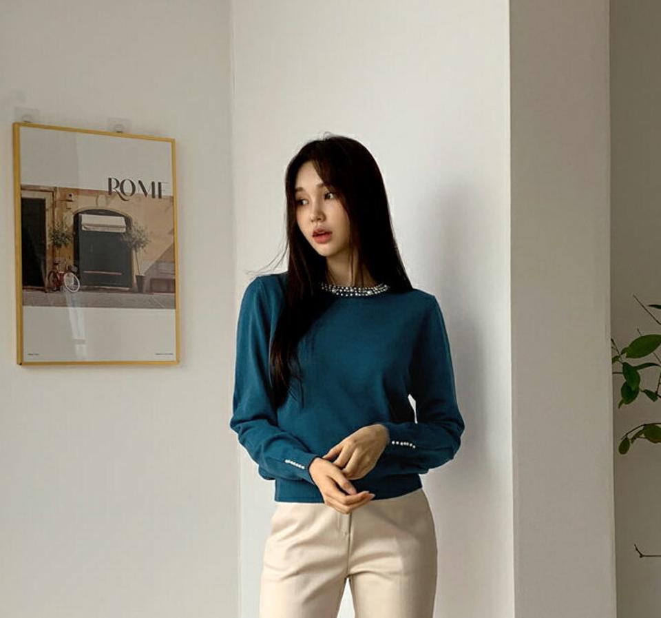 フェイクパールラインニット・全3色・b58605 レディース 【tops】韓国ファッション トップス ニット 大人 長袖 ラウンドネック フェイクパール リブ 異素材 シンプル 体型カバー フェミニン カジュアル カラーニット 高級感 秋 冬