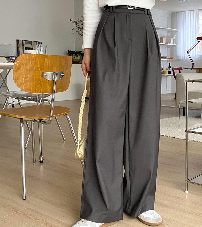 ツータックストレートスラックス・全3色・t58621 レディース 【pt】韓国ファッション ボトムス ロング ロングパンツ スラックスパンツ スラックス ツータック ストレート 異素材 無地 シンプル 体型カバー カジュアル デイリー 秋 冬