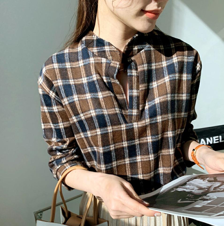 スリットバンドカラーチェックブラウス・全3色・t71096 レディース 【bl】トップス ブラウス 長袖 チェック柄 スリット バンドカラー カジュアル ラフ 大人 ウール チェックブラウス 秋 冬 韓国ファッション ハイホリHIHOLLI