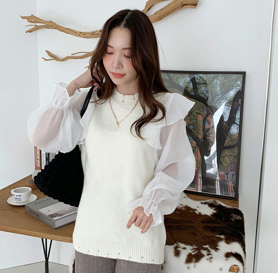 【只今10%OFF】シフォンスリーブフリルニット・全2色・t71101 レディース 【tops】トップス 長袖 フリル 透け感 シアー シースルー シフォン フェミニン かわいい 可愛い 袖コンシャス 大人 コントラスト 異素材 秋 冬 韓国ファッション ハイホリHIHOLLI【ニットセール】