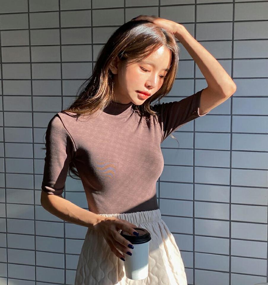 ハーフネックTシャツ・全6色・b65873 レディース 【tops】韓国ファッション トップス Tシャツ 大人 半袖 ハーフネック ハーフスリーブ スリム 異素材 無地 ベーシック シンプル フェミニン カジュアル 秋 冬