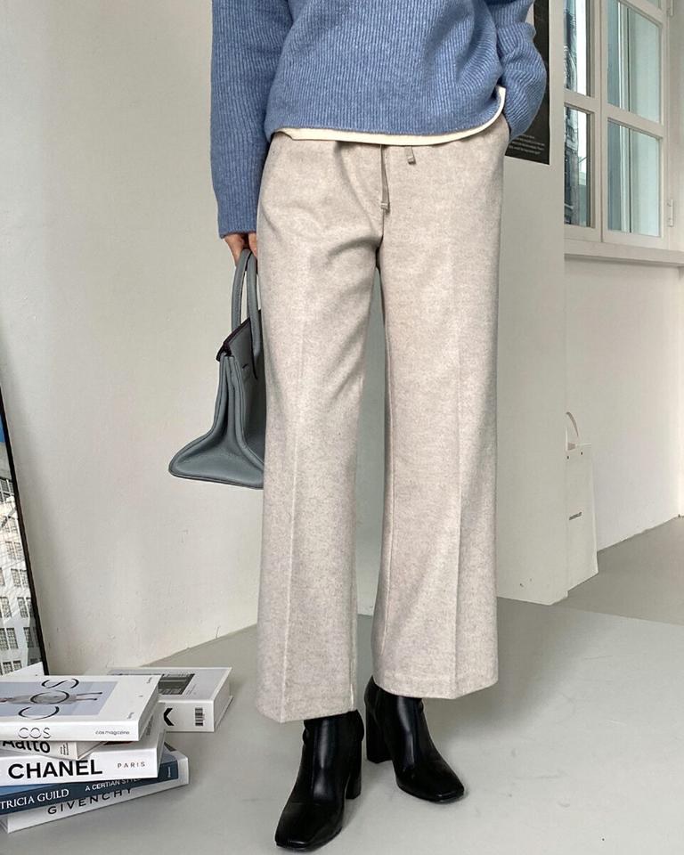 【10%OFF】起毛ストリングストレートパンツ・全2色・t00444 レディース 【pt】パンツ ズボン ロングパンツ ストレートパンツ 単色 無地 シンプル ベーシック 大人 起毛 カジュアル ラフ ウエストゴム 秋 冬 韓国ファッション ハイホリHIHOLLI【パンツセール】