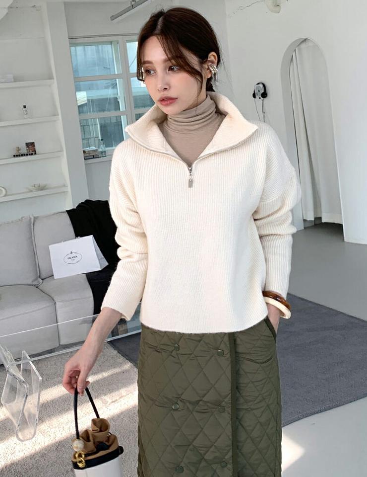 ハーフジップリブニット・全4色・t00414 レディース 【tops】トップス ニット 長袖 ハーフジップ リブトップス 単色 無地 シンプル ハイネック カジュアル ラフ 大人 トレンド 秋 冬 韓国ファッション ハイホリHIHOLLI