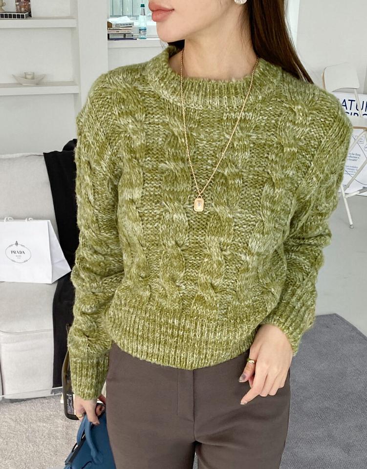メランジケーブルニット・全3色・t00412 レディース 【tops】トップス ニット 年上 長袖 ケーブルニット メランジ ドロップショルダー カジュアル クロップド丈 短丈 大人 秋 冬 韓国ファッション ハイホリHIHOLLI