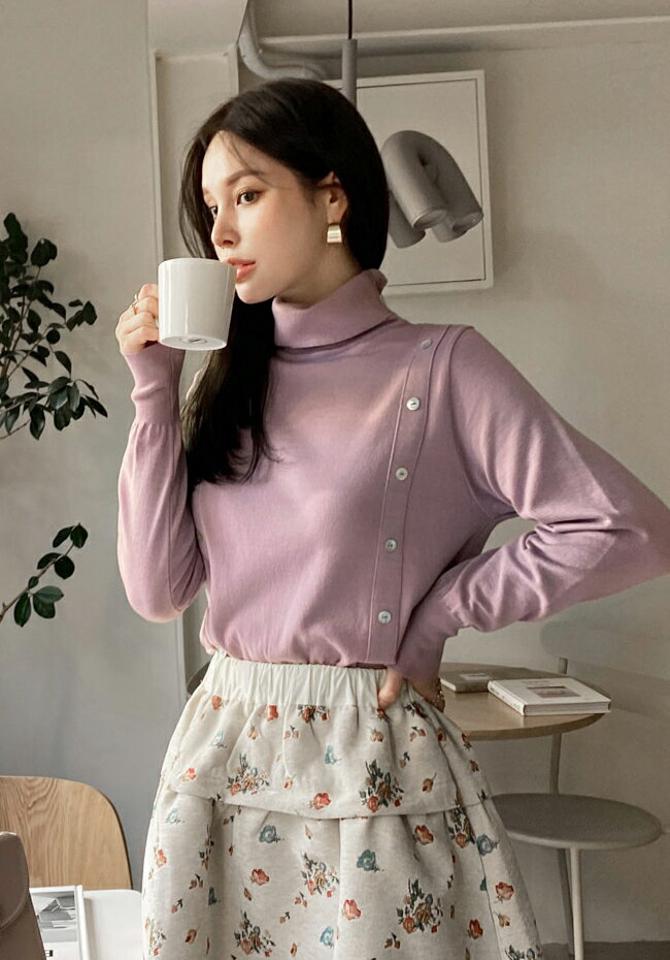 タートルネックボタンラインニット・全5色・b71221 レディース 【tops】トップス ニット 長袖 タートルネック 単色 無地 シンプル ハイネック フェイクボタン カラーニット ユニーク ニットトップス 秋 冬 韓国ファッション ハイホリHIHOLLI