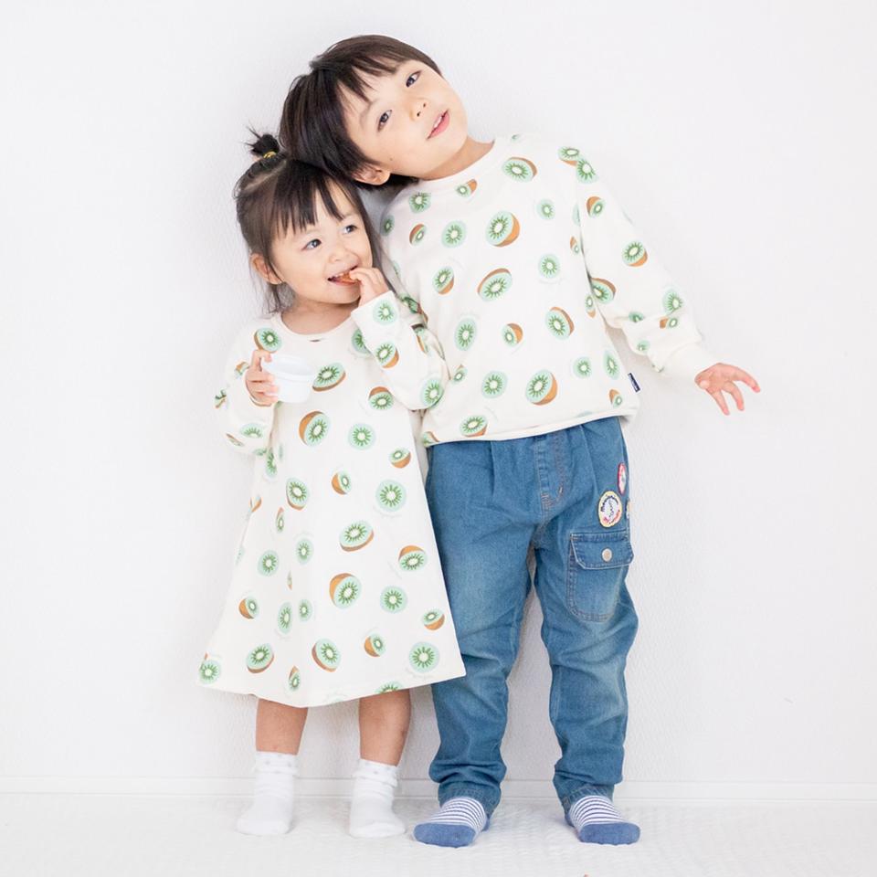 【ネット限定：まとめ割対象】果物野菜柄裏毛トレーナー