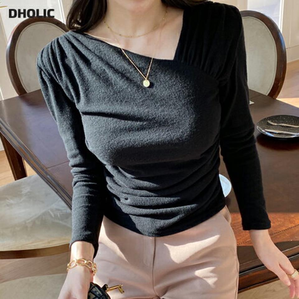 アンバランスネックシャーリングTシャツ・全4色・t71286 レディース 【tops】トップス Tシャツ 長袖 シャーリング アンバランス デコルテ 鎖骨 単色 シンプル 無地 大人 Vネック 秋 冬 韓国ファッション ハイホリHIHOLLI