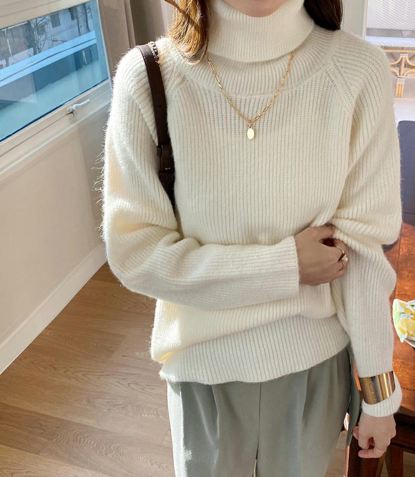 【15%OFF】タートルネックラグランニット・全5色・b71290 レディース 【tops】トップス ニット 長袖 ラグランスリーブ タートルネック ハイネック 単色 無地 シンプル ベーシック 大人 カジュアル ゆったり 秋 冬 韓国ファッション ハイホリHIHOLLI GWセール