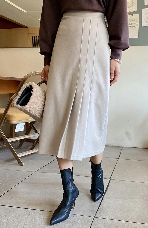 両起毛サイドプリーツロングスカート・全4色・t65946 レディース 【sk】韓国ファッション ボトムス スカート ロング ロングスカート 両起毛 サイドプリーツ ロング丈 Aライン 無地 シンプル 大人 カジュアル フェミニン 体型カバー 秋 冬