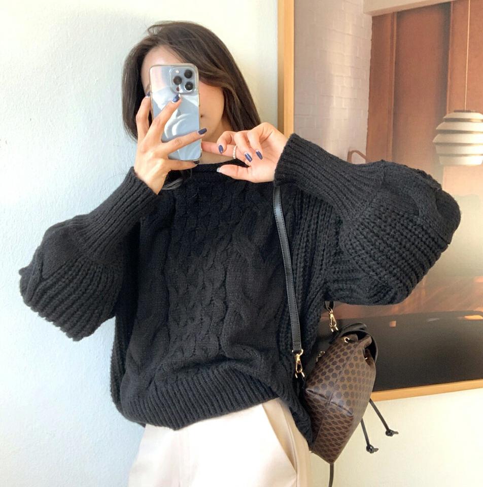 ロールネックケーブルニット・全3色・b65931 レディース 【tops】韓国ファッション トップス ニット 大人 長袖 ロールネック ドロップショルダー ケーブル編み リブ シンプル ルーズ フェミニン カジュアル 骨格ナチュラル ざっくり 肉厚 秋 冬