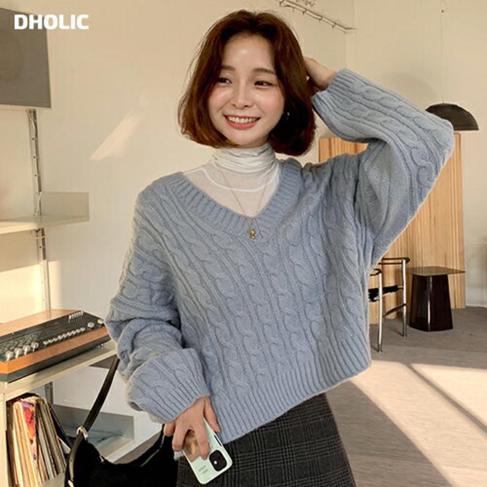 クロップドケーブル編みニット・全4色・t65925 レディース 【tops】韓国ファッション トップス ニット 大人 長袖 Vネック クロップド丈 ケーブル編み カラーニット ドロップショルダー シンプル ルーズ 体型カバー フェミニン カジュアル 秋 冬