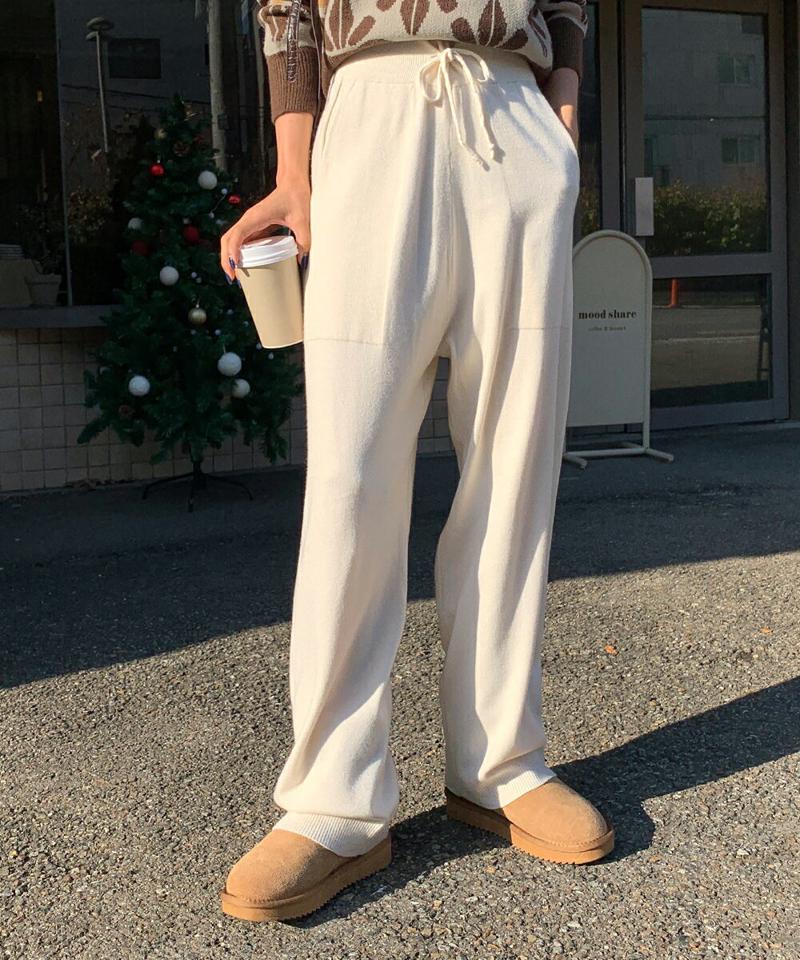 カシミヤ混ニットパンツ・全3色・b65950 レディース 【pt】韓国ファッション ボトムス ロング ロングパンツ カシミヤ混 レーヨン混 ニットパンツ ワイド ストレート ウエストゴム 無地 シンプル 体型カバー カジュアル フェミニン 秋 冬