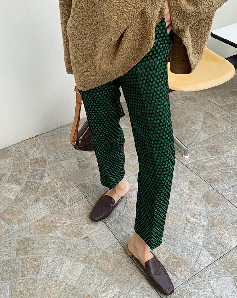 エスニックスリムスラックス・全2色・b00472 レディース 【pt】パンツ ズボン スラックス クロップド丈 ロングパンツ エスニック柄 総柄 スリム ポケット 大人 秋 冬 韓国ファッション ハイホリHIHOLLI