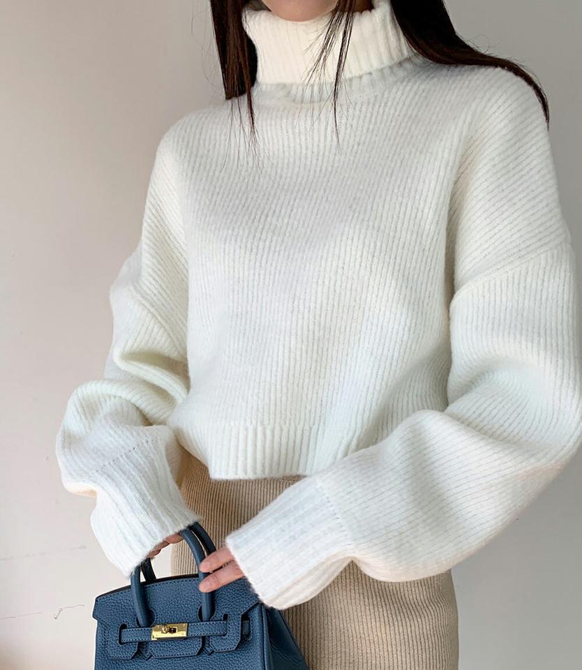 タートルネッククロップドニット・全4色・t00457 レディース 【tops】トップス ニット 長袖 クロップド丈 短丈 タートルネック ハイネック 単色 無地 ベーシック ゆったり 萌え袖 ショート丈 オーバーサイズ 秋 冬 韓国ファッション ハイホリHIHOLLI
