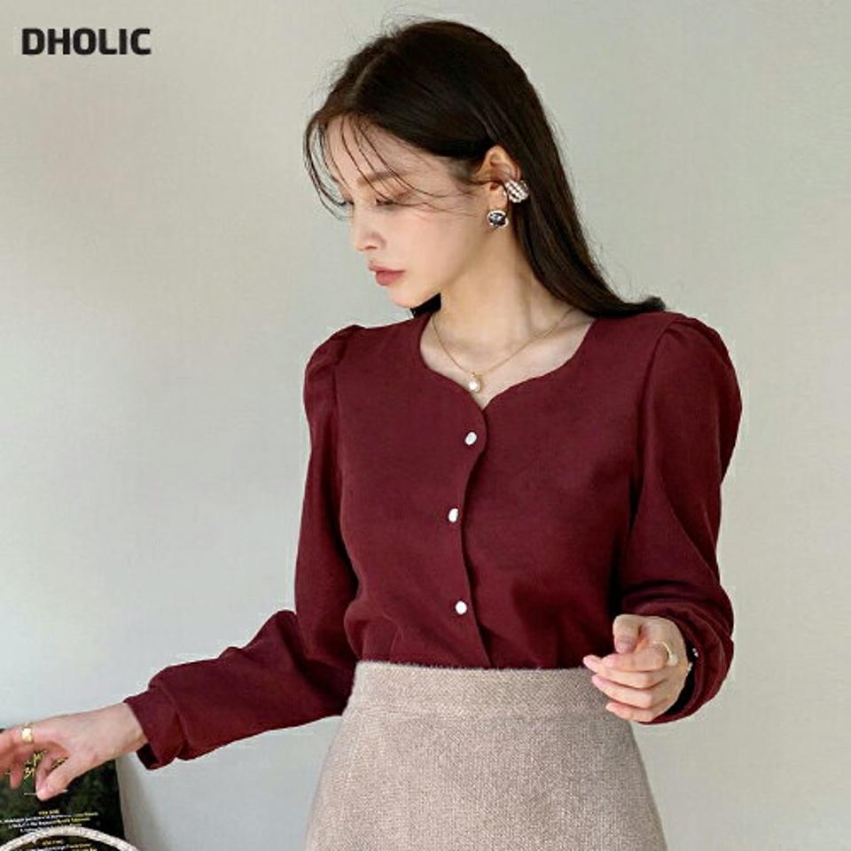 ハートネックボタンブラウス・全4色・t00452 レディース 【bl】トップス ブラウス 長袖 ハートネック 単色 無地 シンプル デコルテ 鎖骨 大人 シンプル ソフト ギャザー かわいい フェミニン 秋 冬 韓国ファッション ハイホリHIHOLLI