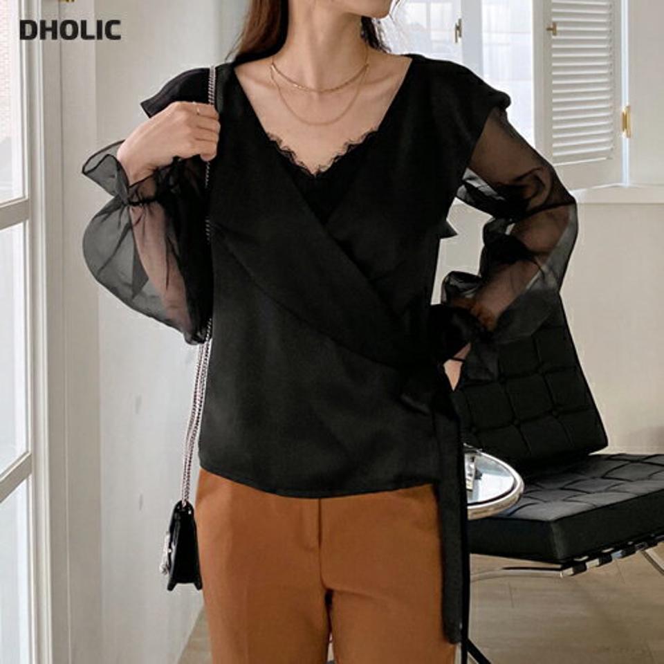 シースルースリーブラップブラウス・全2色・t00719 レディース 【bl】トップス ブラウス 長袖 透け感 シアー シースルー フェミニン 大人 きれいめ デコルテ 鎖骨 Vネック ストラップ 秋 冬 韓国ファッション ハイホリHIHOLLI