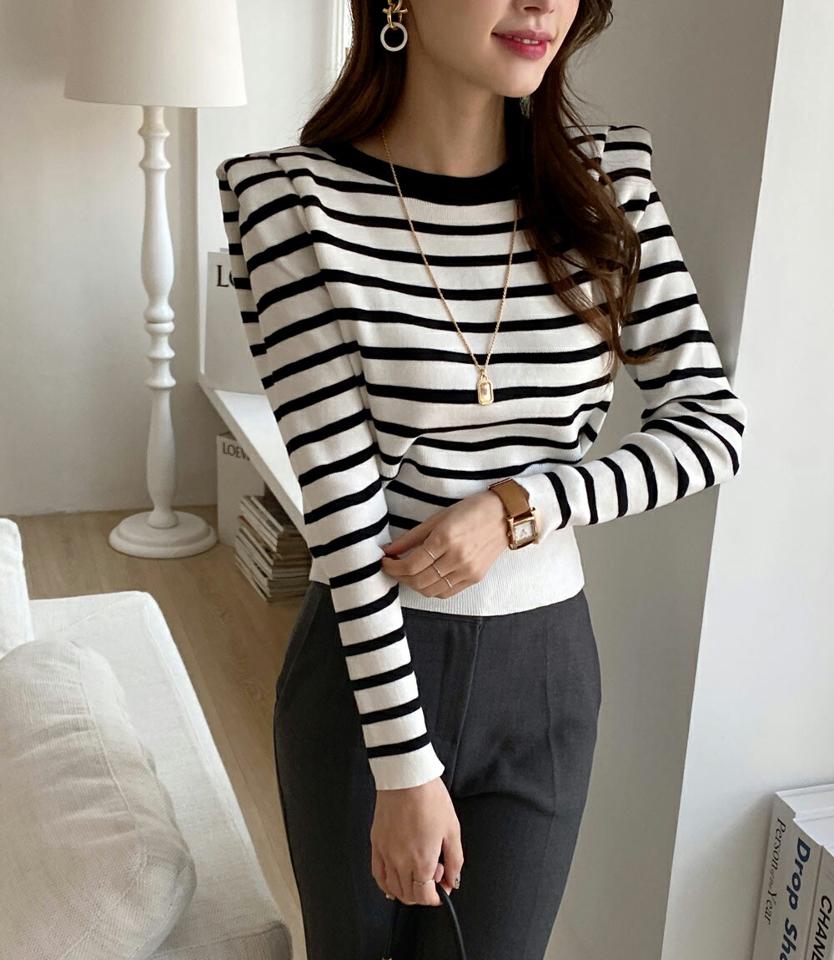 【只今10%OFF】ボーダーパフショルニット・全2色・b00722 レディース 【tops】トップス ニット 長袖 ボーダー柄 パフショルダー パフ袖 大人 カジュアル かわいい 柄ニット 秋 冬 韓国ファッション ハイホリHIHOLLI【ニットセール】